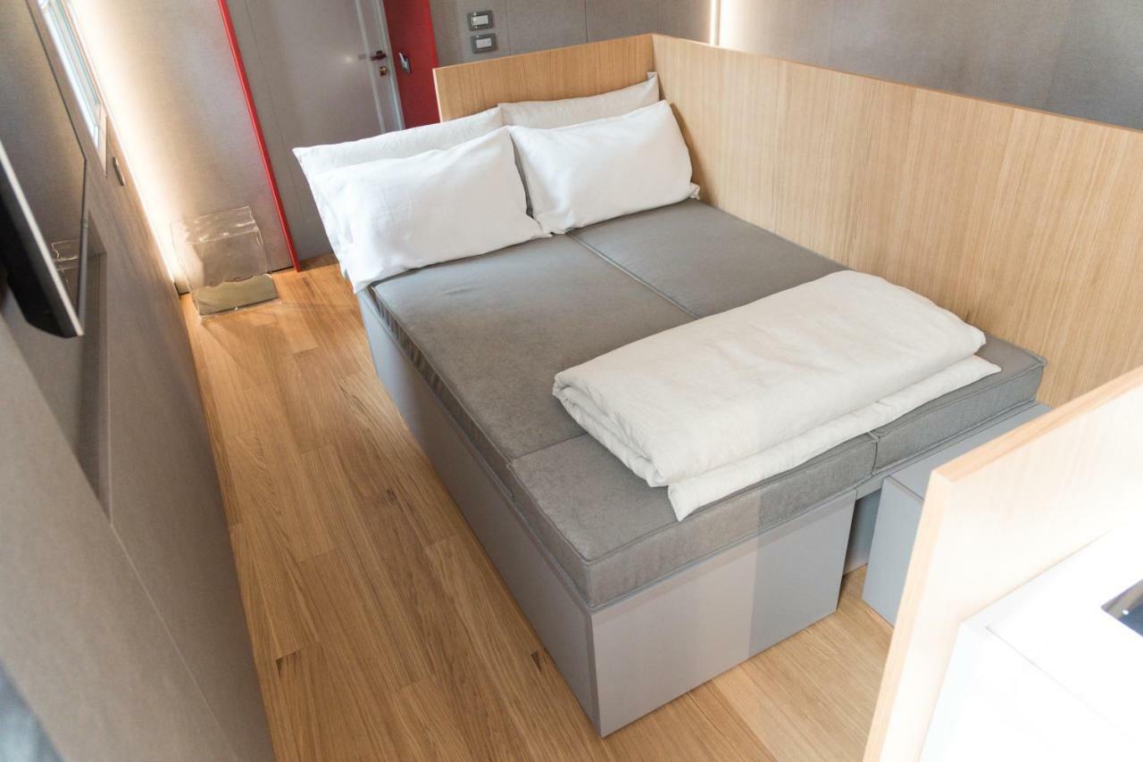 Apartament Catoo Dimora Di Design Park In Palazzo Nobiliare Al Duomo Padwa Zewnętrze zdjęcie